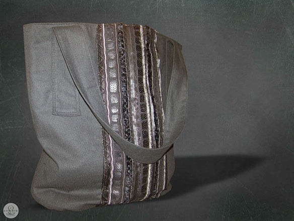 Sophie L / Cabas brodé / Malekula Noir